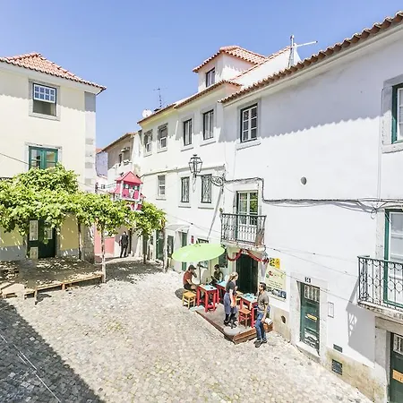 Alfama Adica *